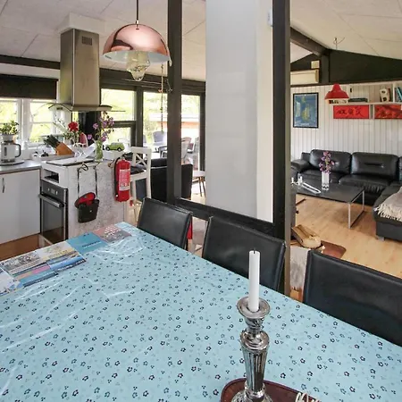 3 Bedroom Beautiful In Samso