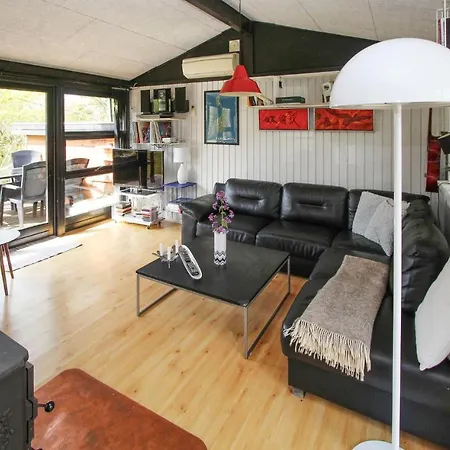 3 Bedroom Beautiful In Samso